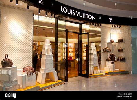 louis vuitton near|louis vuitton showroom near me.